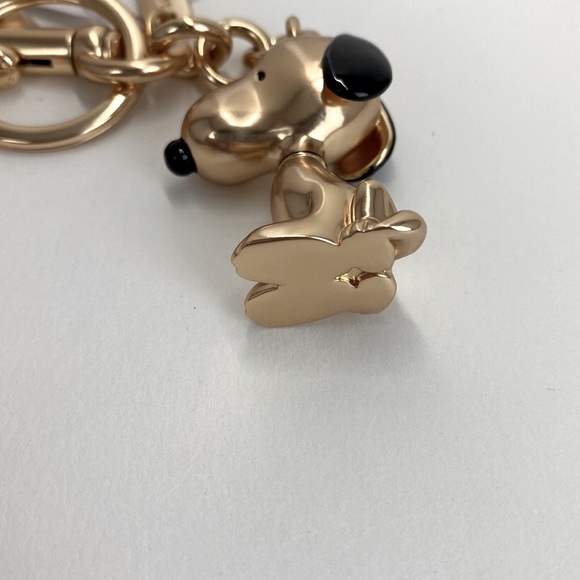 Coach Snoopy bag charm keychain NWT! Peanuts - Picture 5 of 12
